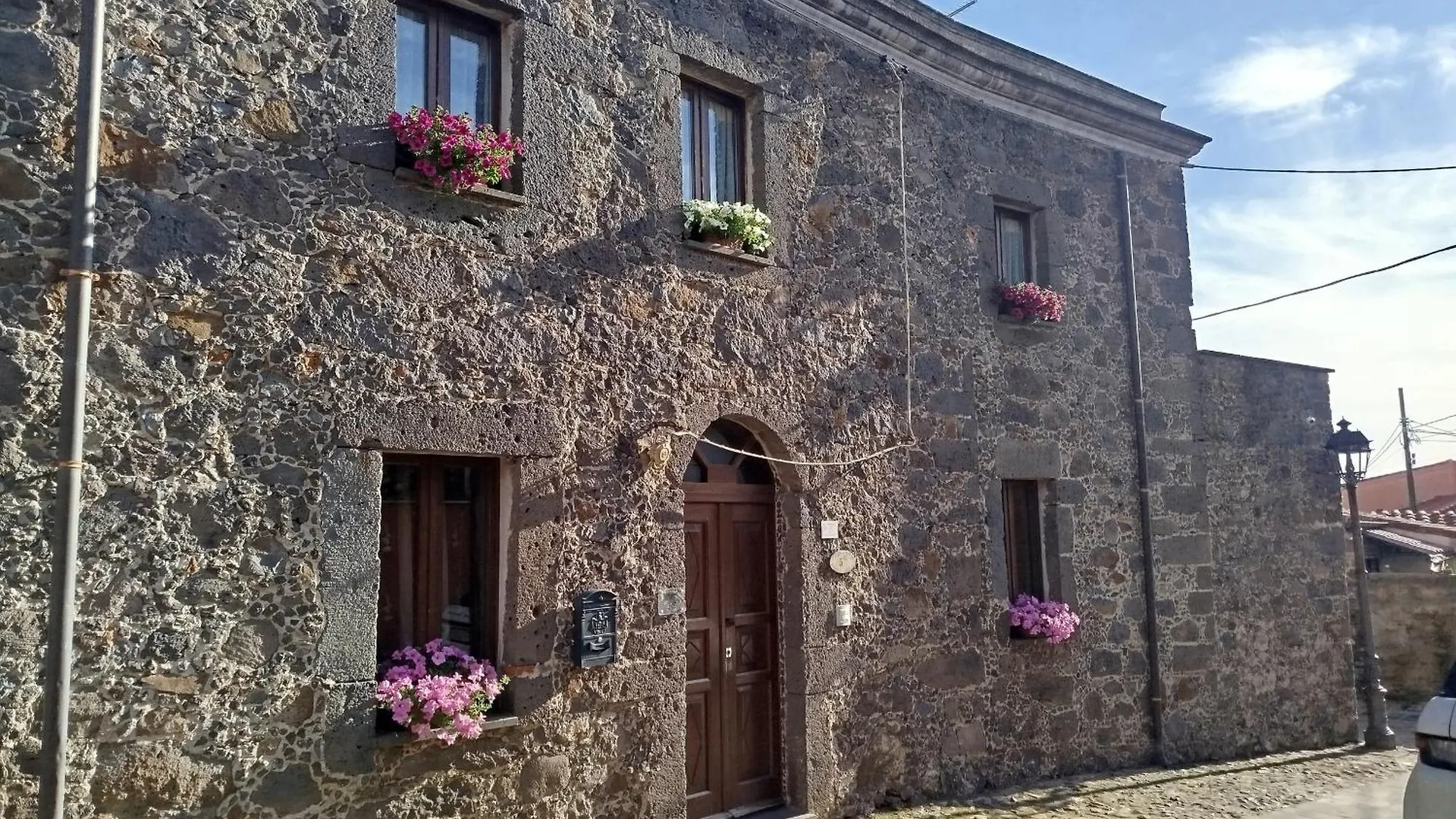 Dimora Pietra Antica Apartment Milis